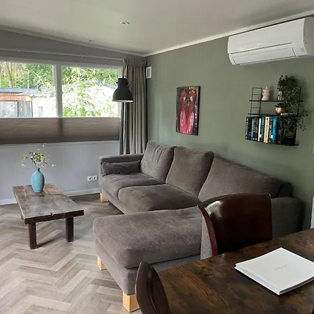 Bosgeluk Alpstuga Hoenderloo